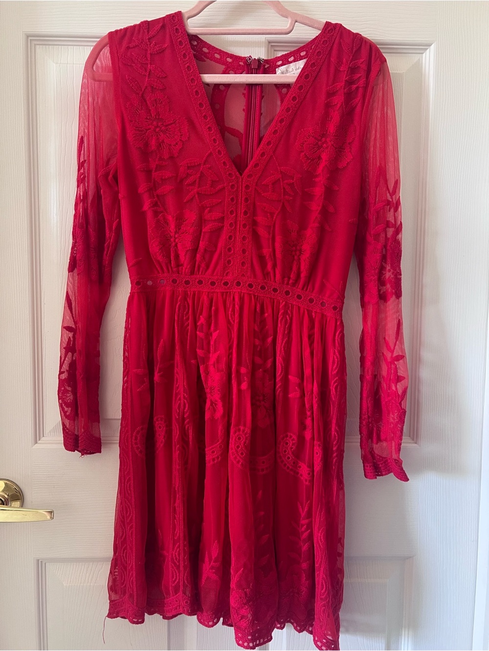 Altar'd State Red V‑Neck Floral Lace Long Sleeve Mini Dress NWOT Small